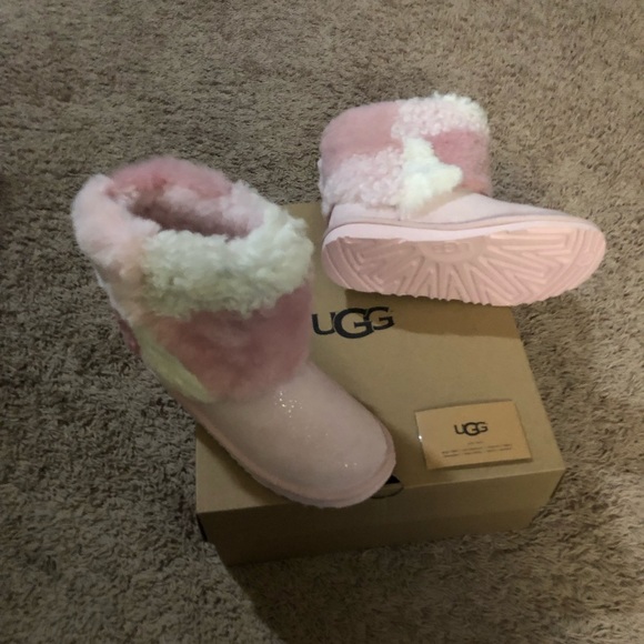 UGG KIDS classic short patchwork fluff boot - Picture 4 of 4